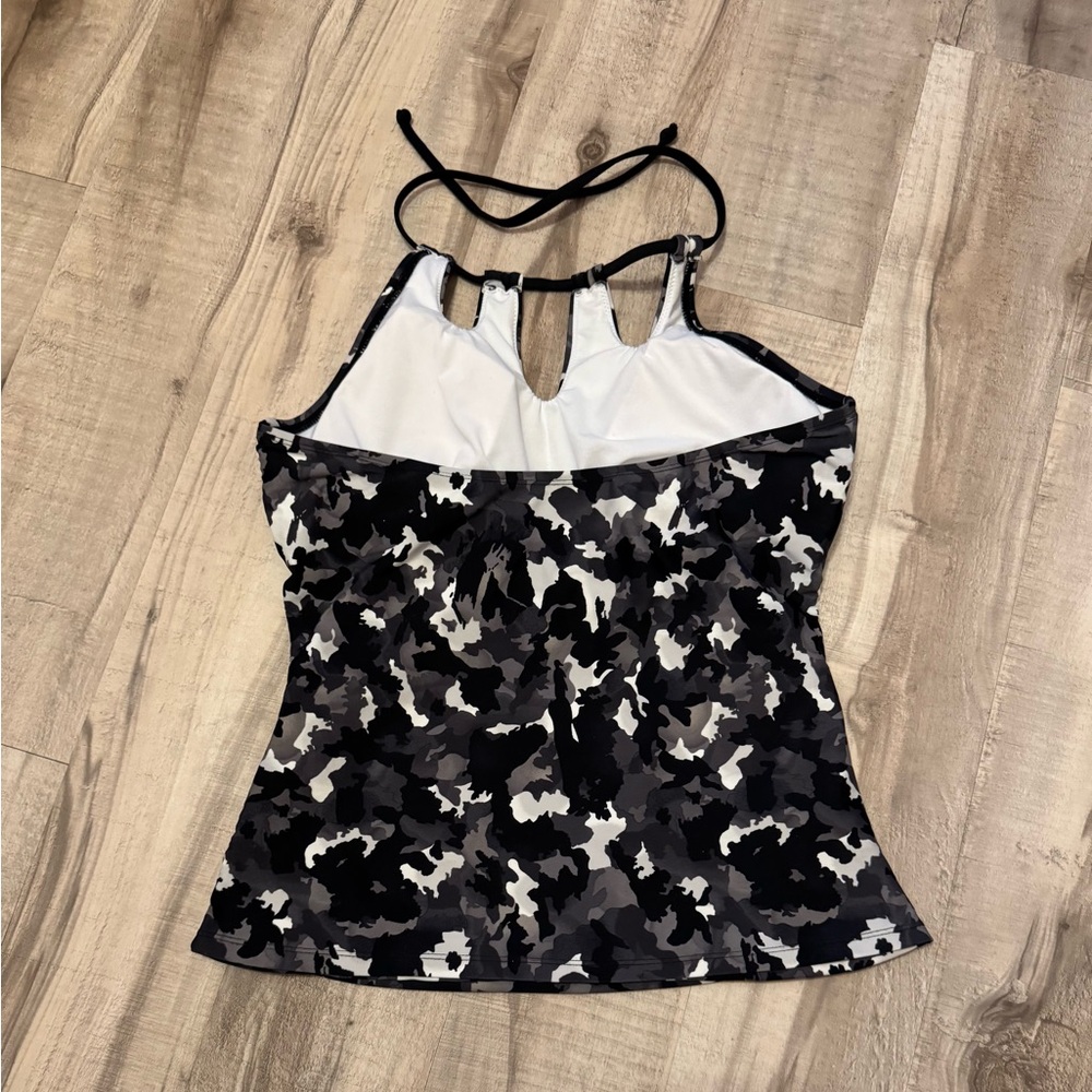Women’s Island Waves Camouflage Tankini Top - Picture 2 of 5